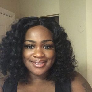 Meet your Posher, Regine